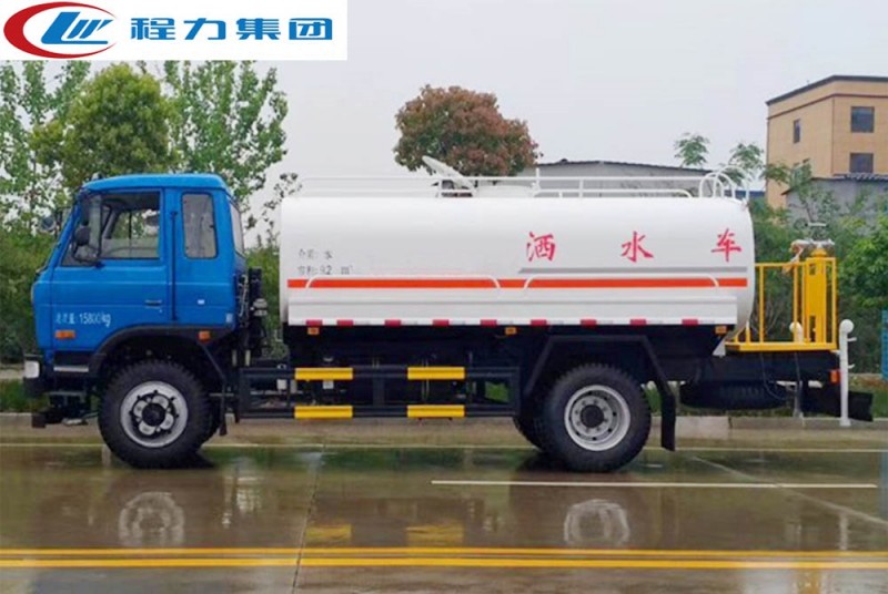 東風(fēng)老款12-15方灑水車