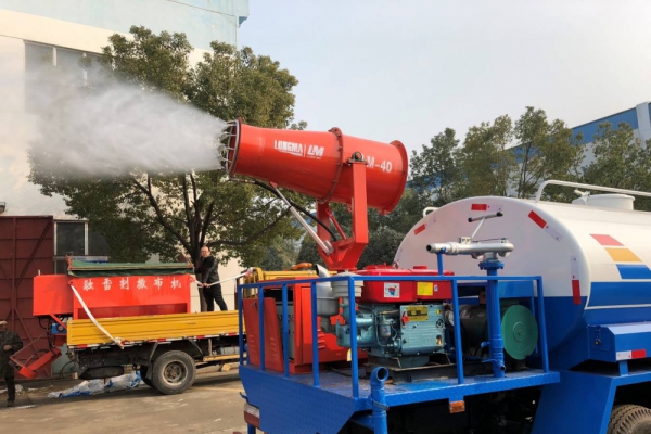 東風(fēng)大多利卡霧炮車(chē)(8噸、30-40米噴霧機(jī))圖片